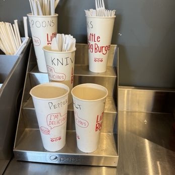 Little Big Burger - Burgers Near Me - Beaverton, Oregon