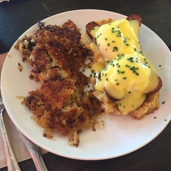 LowBrau - Customize your Benedict with one of their sausages - German Near Me - Sacramento, California LowBrau - Customize your Benedict with one of their sausages - German Near Me - Sacramento, California