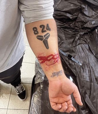 DOE Tattz & Piercing Shop