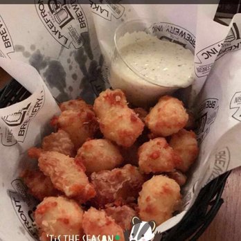 Lakefront Brewery - Fried cheese curds aka heaven - Breweries Near Me - Milwaukee, Wisconsin