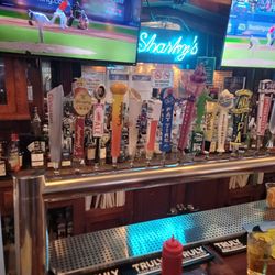 Sharky's Wings & Raw Bar