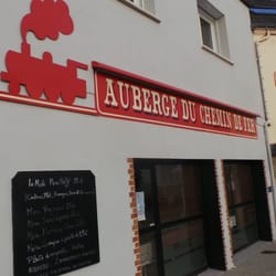 Restaurant à l'Auberge du Chemin de Fer - façade auberge