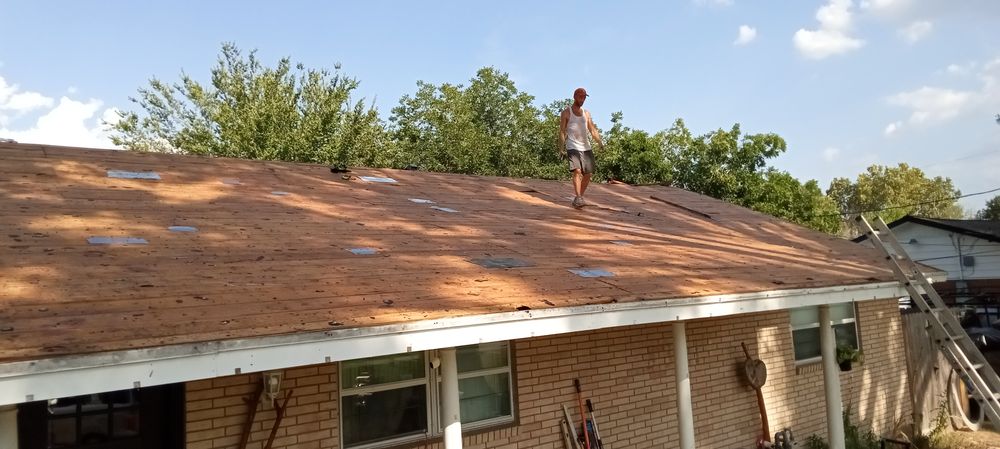 Slide of Freebirds Power Washing & Handyman Services