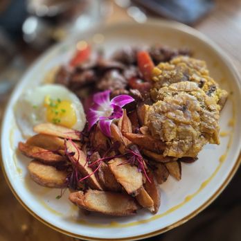 Bistrology - Breakfast & Brunch Near Me - Miramar Beach, Florida