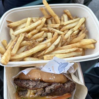 Super Duper Burgers - Cheeseburger with French Fries - American Near Me - San Francisco, California Super Duper Burgers - Cheeseburger with French Fries - American Near Me - San Francisco, California