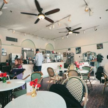 Café M - Cafes Near Me - Savannah, Georgia