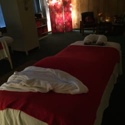 Tranquility Bodyworkz - Massage bed