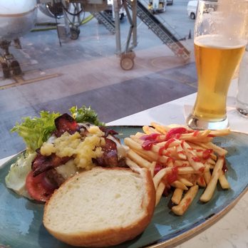 Leahi Market - Plantation Burger - Cocktail Bars Near Me - Honolulu, Hawaii