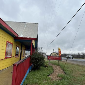 El Camino Real Restaurant - Mexican Near Me - Kyle, Texas El Camino Real Restaurant - Mexican Near Me - Kyle, Texas