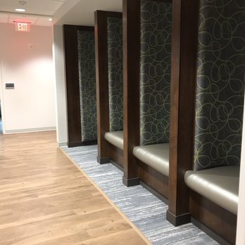Rush - Waiting area - Medical Centers Near Me - Oak Brook, Illinois