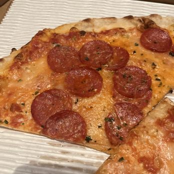 Endless Color - Not the good pepperoni they used to use - Pizza Near Me - Topanga, California Endless Color - Not the good pepperoni they used to use - Pizza Near Me - Topanga, California