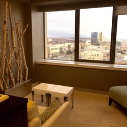 Ice Spa - Waiting area in ladies lounge.