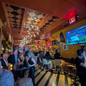 Sir Henry’s - Cocktail Bars Near Me - New York, New York Sir Henry’s - Cocktail Bars Near Me - New York, New York