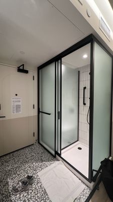 MOTTO BY HILTON NEW YORK CITY TIMES SQUARE - Updated July 2025 - 225