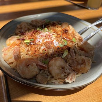 18 Folds - Shrimp Garlic Noodles - Dim Sum Near Me - Anaheim, California 18 Folds - Shrimp Garlic Noodles - Dim Sum Near Me - Anaheim, California