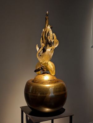 Chihuly Garden and Glass by null