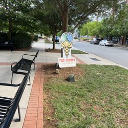 Two Scoops Creamery - Lake Norman