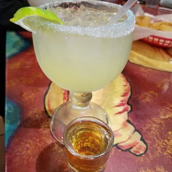 Villa Del Mar - Cadillac Margarita - Mexican Near Me - Fontana, California Villa Del Mar - Cadillac Margarita - Mexican Near Me - Fontana, California
