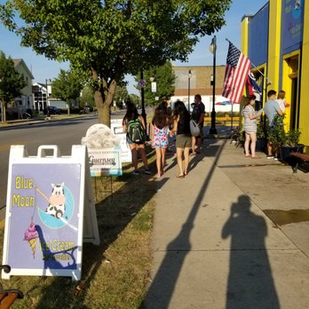Blue Moon Ice Cream - 2020-07-25. Blue Moon Ice Cream Shoppe, Port Austin, MI. The approach. - Ice Cream & Frozen Yogurt Near Me - Port Austin, Michigan