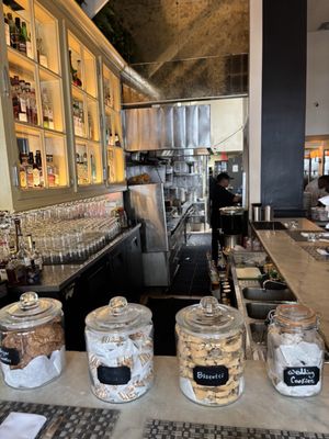 Porta Via Beverly Hills by null