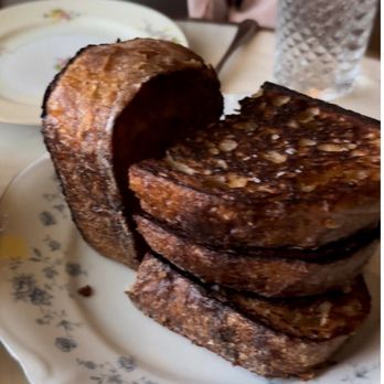 Oliver’s - Toast Royale - Seafood Near Me - Chicago, Illinois Oliver’s - Toast Royale - Seafood Near Me - Chicago, Illinois