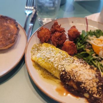 Hatch Early Mood Food - Omelet, Hash brown tumblers, bacon and One slice of toast. - Breakfast & Brunch Near Me - Lawton, Oklahoma Hatch Early Mood Food - Omelet, Hash brown tumblers, bacon and One slice of toast. - Breakfast & Brunch Near Me - Lawton, Oklahoma