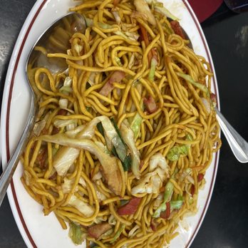 Tsai's Kitchen - Pork chow mein - Chinese Near Me - Middleton, Idaho Tsai's Kitchen - Pork chow mein - Chinese Near Me - Middleton, Idaho