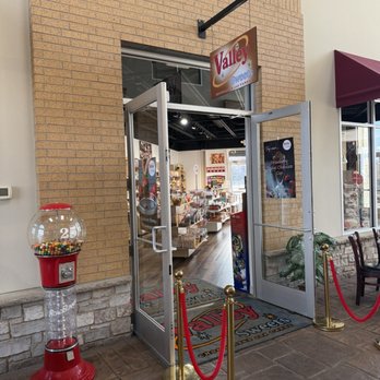 Valley Sweets - Candy Stores Near Me - Apple Valley, Minnesota