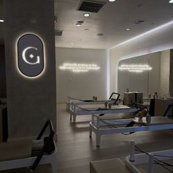 Glow Pilates Reformer