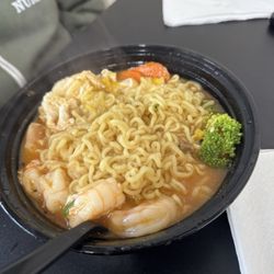Jarvan Bento & Boba - Spicy cheese ramen