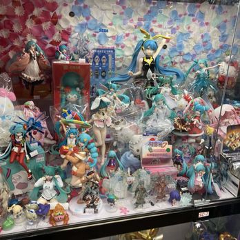 Animetsubasa - Vocaloids on a display shelf (Mostly Hatsune Miku) - Hobby Shops Near Me - Las Vegas, Nevada