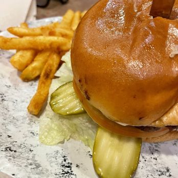 1220 Cafe - Burger and fries - Cafes Near Me - Tallassee, Alabama 1220 Cafe - Burger and fries - Cafes Near Me - Tallassee, Alabama