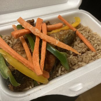 Emily's Palace - King Fish - Caribbean Near Me - Vaughan, Ontario