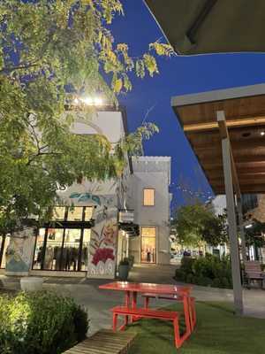 Bridgeport Village by null