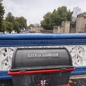 Tower Bridge - Landmarks & Historical Buildings Near Me - London, XGL Tower Bridge - Landmarks & Historical Buildings Near Me - London, XGL