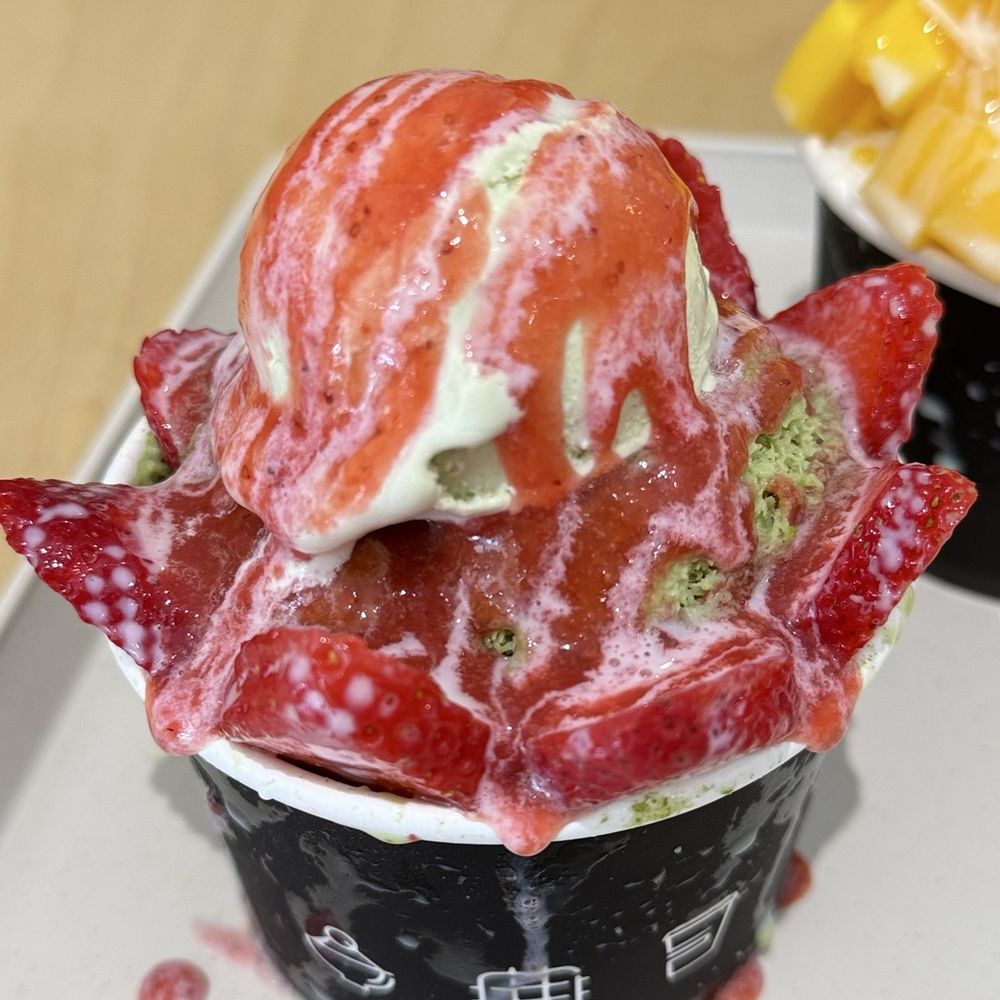 Heybings Desserts & Coffee - Desserts Near Me - Irvine, California
