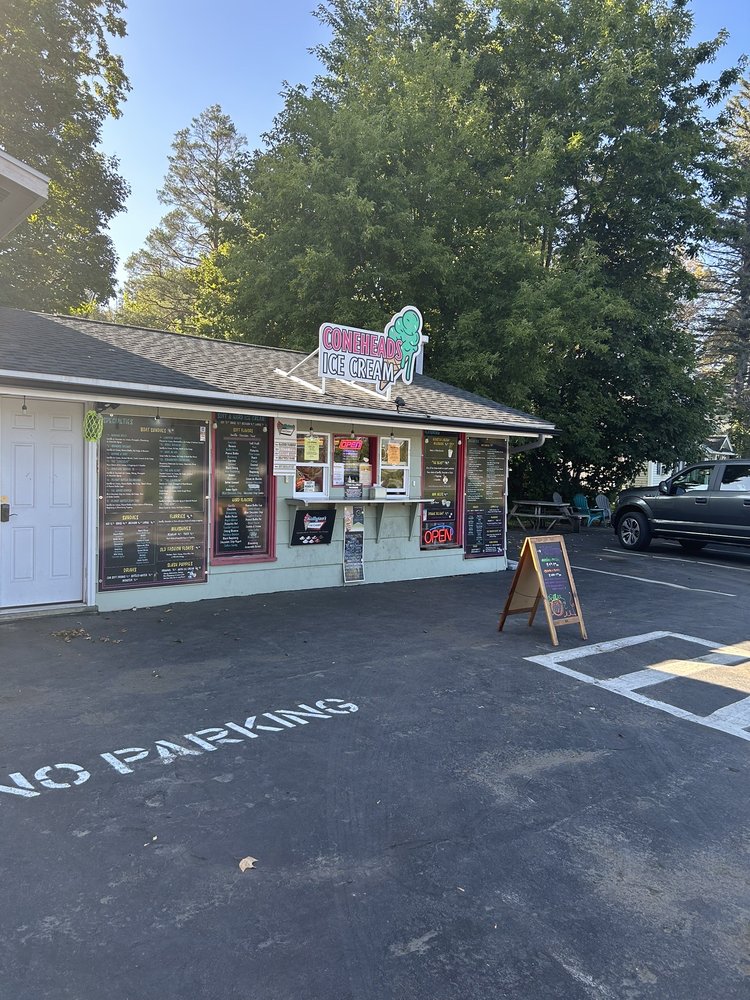 Coneheads Creamery Logo