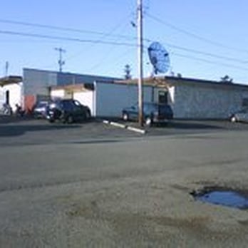 Elmer's Bar & Grill - Bars Near Me - Burien, Washington Elmer's Bar & Grill - Bars Near Me - Burien, Washington