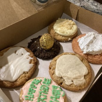 Honeybear Bake Shop - Harry Potter cookie box - Bakeries Near Me - Charlotte, North Carolina Honeybear Bake Shop - Harry Potter cookie box - Bakeries Near Me - Charlotte, North Carolina