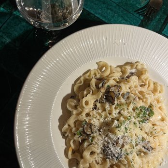 Olivine - Black truffle pasta (homemade) - delicious!! - Desserts Near Me - Wailea, Hawaii Olivine - Black truffle pasta (homemade) - delicious!! - Desserts Near Me - Wailea, Hawaii
