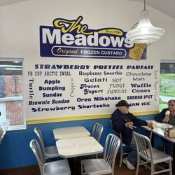 The Meadows Original Frozen Custard - Cool decor inside