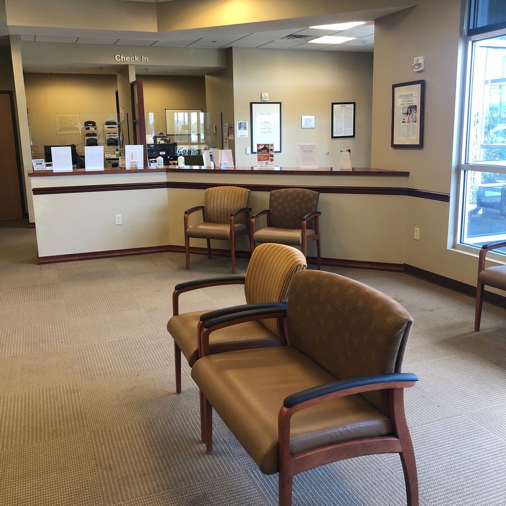 St. Luke's Neurology Associates - Waiting area - Neurologist Near Me - Bethlehem, Pennsylvania St. Luke's Neurology Associates - Waiting area - Neurologist Near Me - Bethlehem, Pennsylvania