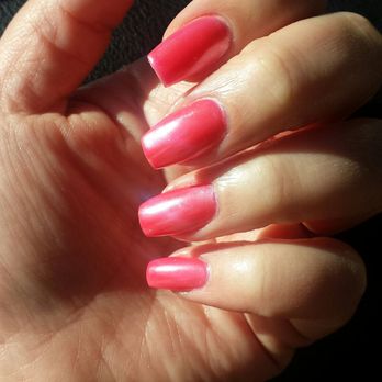 John's Creation - Gelish Carnaval Hangover with light chrome powder by Wendy. - Nail Salons Near Me - San Carlos, California