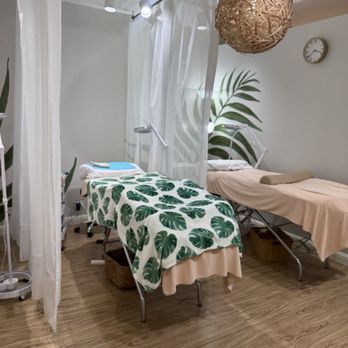Salon Island Beauty - Eyelash Service Near Me - Honolulu, Hawaii Salon Island Beauty - Eyelash Service Near Me - Honolulu, Hawaii