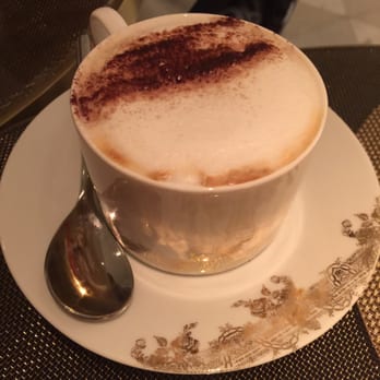 La Boutique DALLOYAU - Latte - Desserts Near Me - Hong Kong, HK