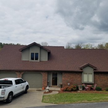 Model City Roofing - A great roof color makes a house really pop - Roofing Near Me - Kingsport, Tennessee Model City Roofing - A great roof color makes a house really pop - Roofing Near Me - Kingsport, Tennessee