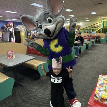 Chuck E. Cheese - Pizza Near Me - Redwood City, California