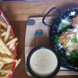 Burgers in SouthBank - Brooklyn Depot - My skinny fries & Maclovin Balls (guy was like that's everyones number 1 pick lol or just want to say it) :D!!