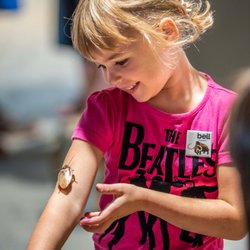 Bell Museum - Hands on fun in the Touch & See Lab