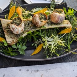 Wally's - Bone marrow + escargot - child loved